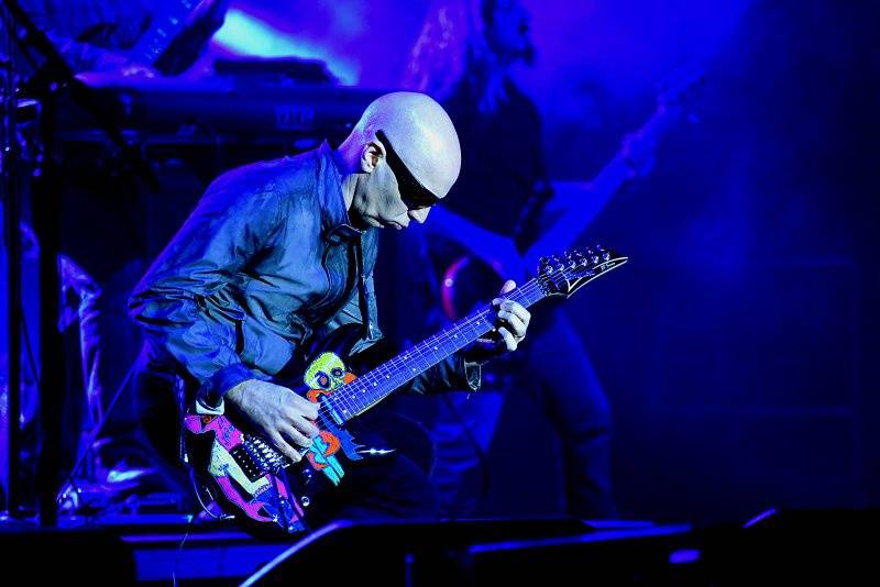 Joe Satriani a Dan Patlansky byli hvězdami kytarového večírku ve Foru Karlín