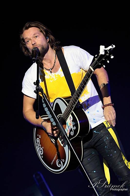 Kryštof roztloukl Srdcebeat v Ostravě: balónky, létající Richard Krajčo a velká show