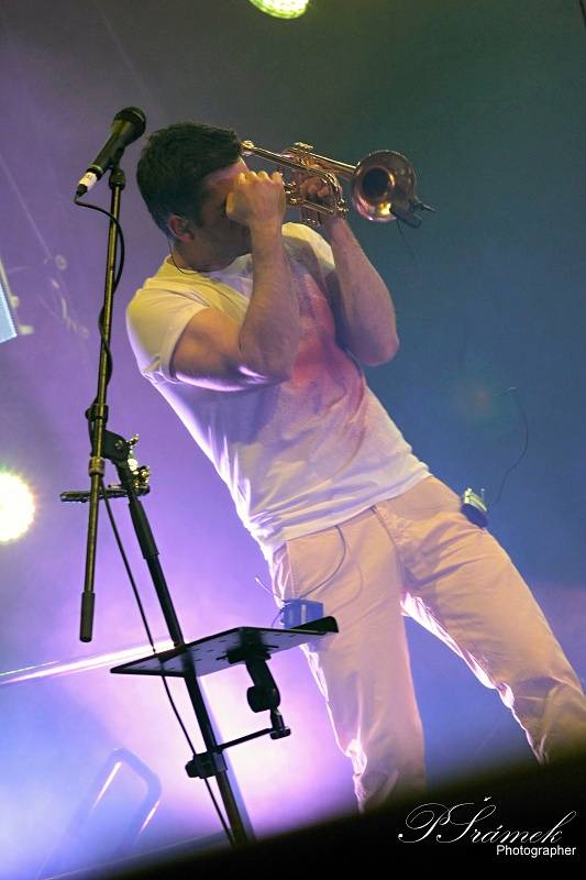 Kryštof roztloukl Srdcebeat v Ostravě: balónky, létající Richard Krajčo a velká show