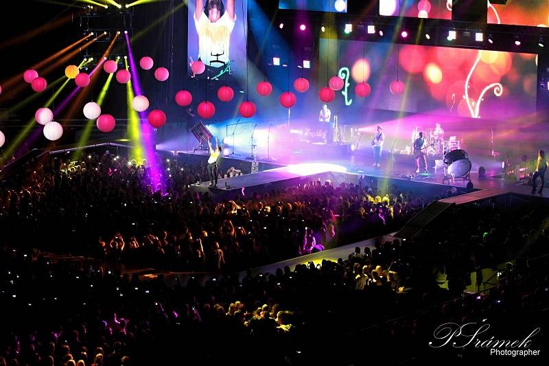 Kryštof roztloukl Srdcebeat v Ostravě: balónky, létající Richard Krajčo a velká show