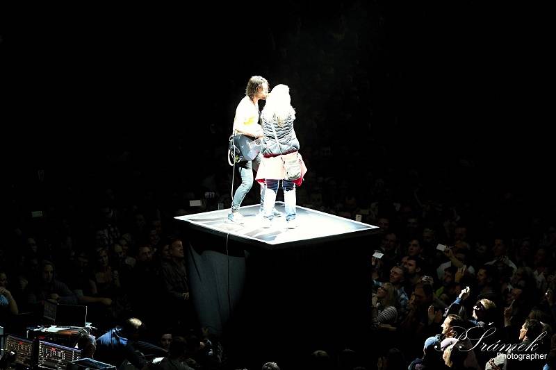 Kryštof roztloukl Srdcebeat v Ostravě: balónky, létající Richard Krajčo a velká show