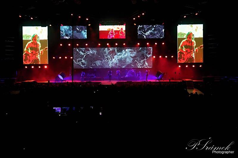 Kryštof roztloukl Srdcebeat v Ostravě: balónky, létající Richard Krajčo a velká show