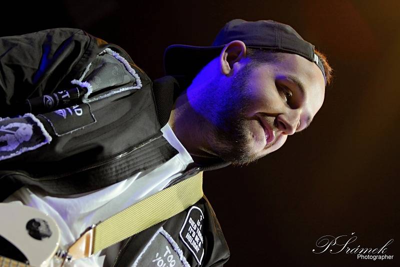 Kryštof roztloukl Srdcebeat v Ostravě: balónky, létající Richard Krajčo a velká show