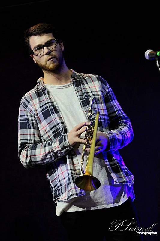 Kryštof roztloukl Srdcebeat v Ostravě: balónky, létající Richard Krajčo a velká show