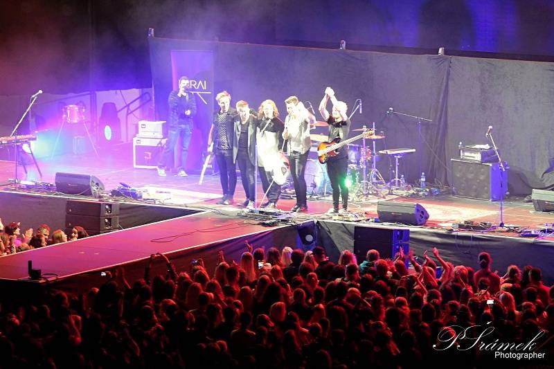 Kryštof roztloukl Srdcebeat v Ostravě: balónky, létající Richard Krajčo a velká show