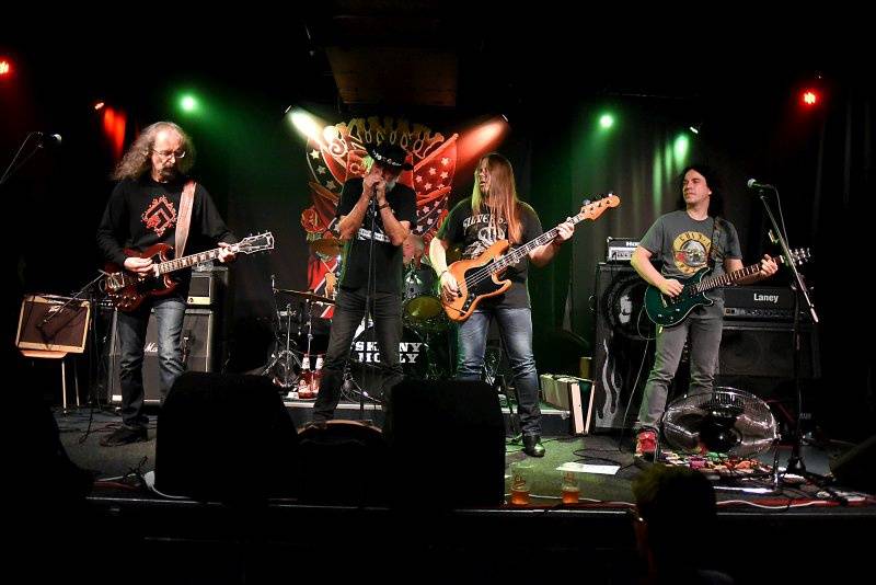 Skinny Molly dali Praze ochutnat vůni jižanského rocku