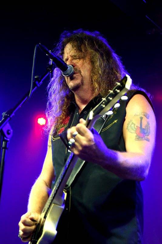 Skinny Molly dali Praze ochutnat vůni jižanského rocku