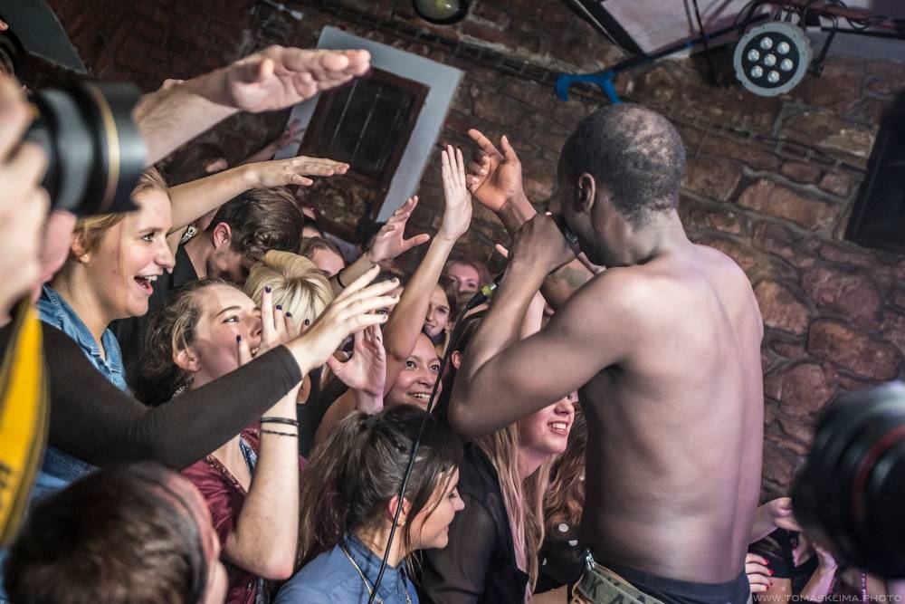 Narozeniny se Chapeau Rouge slavili N.O.H.A. i Smrtislav