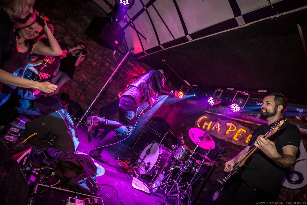 Narozeniny se Chapeau Rouge slavili N.O.H.A. i Smrtislav