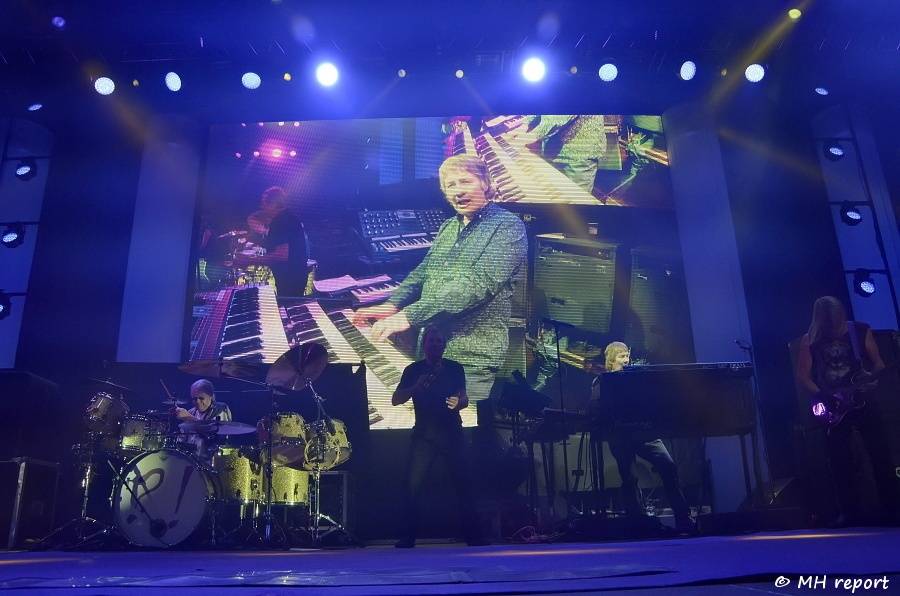 Plzeň oslavila svátek hard rockem, v Plzni zahřměli Deep Purple