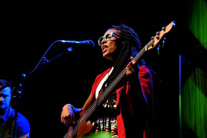 Esperanza Spalding v Praze druhým objektivem