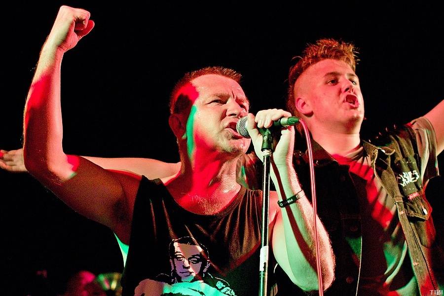 Punkový večírek v Písku s SPS a E!E