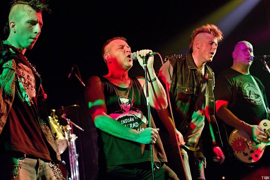 Punkový večírek v Písku s SPS a E!E