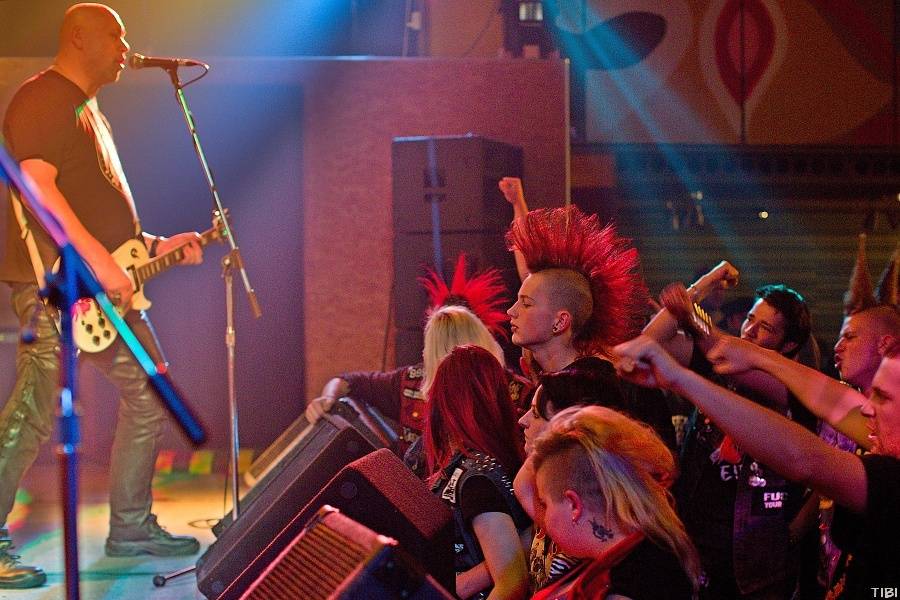 Punkový večírek v Písku s SPS a E!E