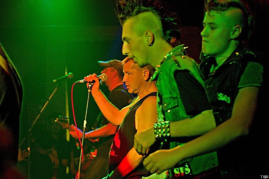 Punkový večírek v Písku s SPS a E!E