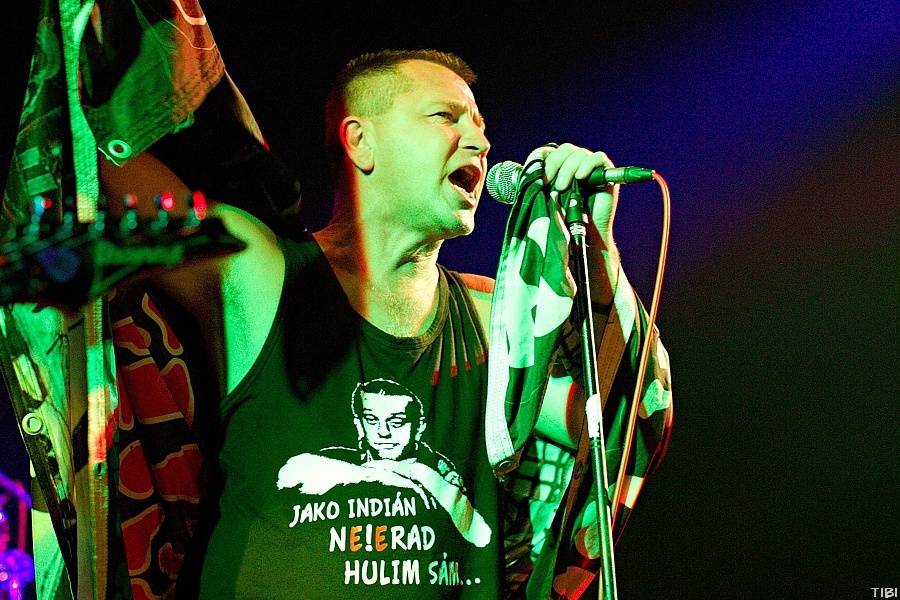 Punkový večírek v Písku s SPS a E!E