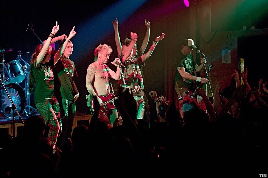 Punkový večírek v Písku s SPS a E!E