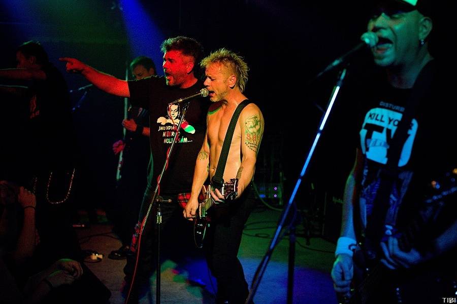 Punkový večírek v Písku s SPS a E!E