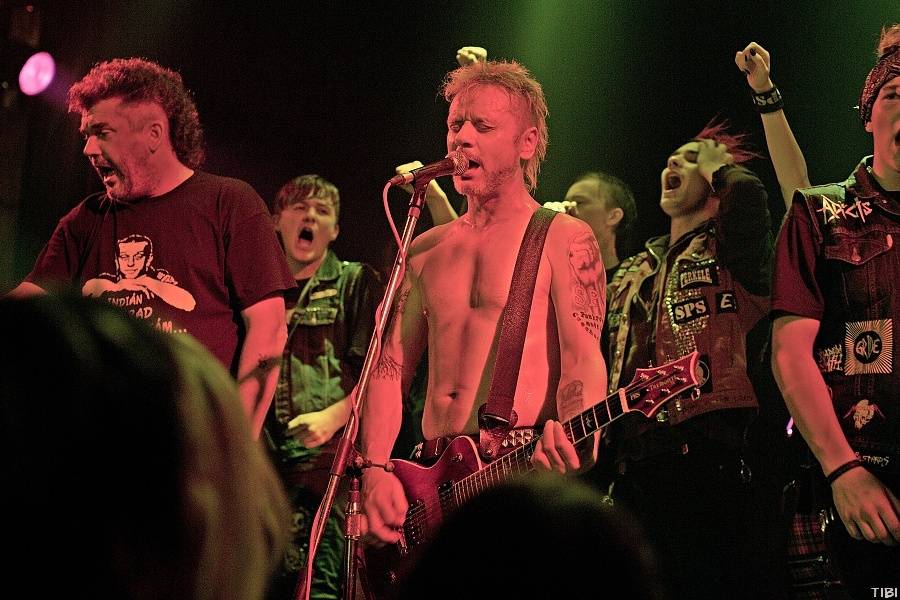 Punkový večírek v Písku s SPS a E!E