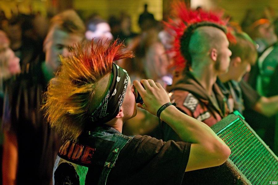 Punkový večírek v Písku s SPS a E!E