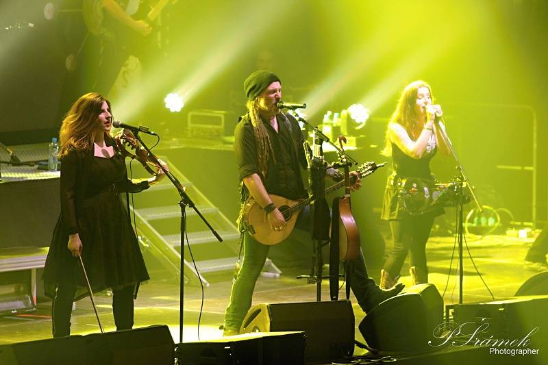 Zlín pod palbou metalu: Zahráli Epica a Eluveitie 