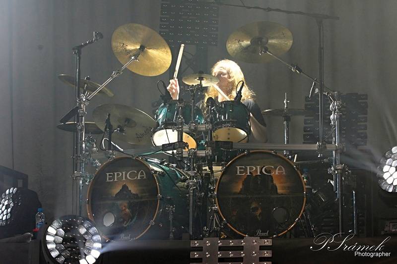 Zlín pod palbou metalu: Zahráli Epica a Eluveitie 