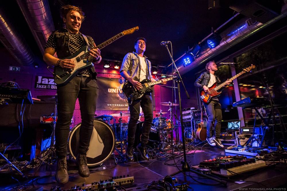 V JazzDocku se rozdávaly Zlaté a Platinové desky, hráli Xindl X, Slza, Mirai i Mandrage