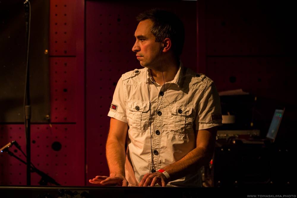 V JazzDocku se rozdávaly Zlaté a Platinové desky, hráli Xindl X, Slza, Mirai i Mandrage