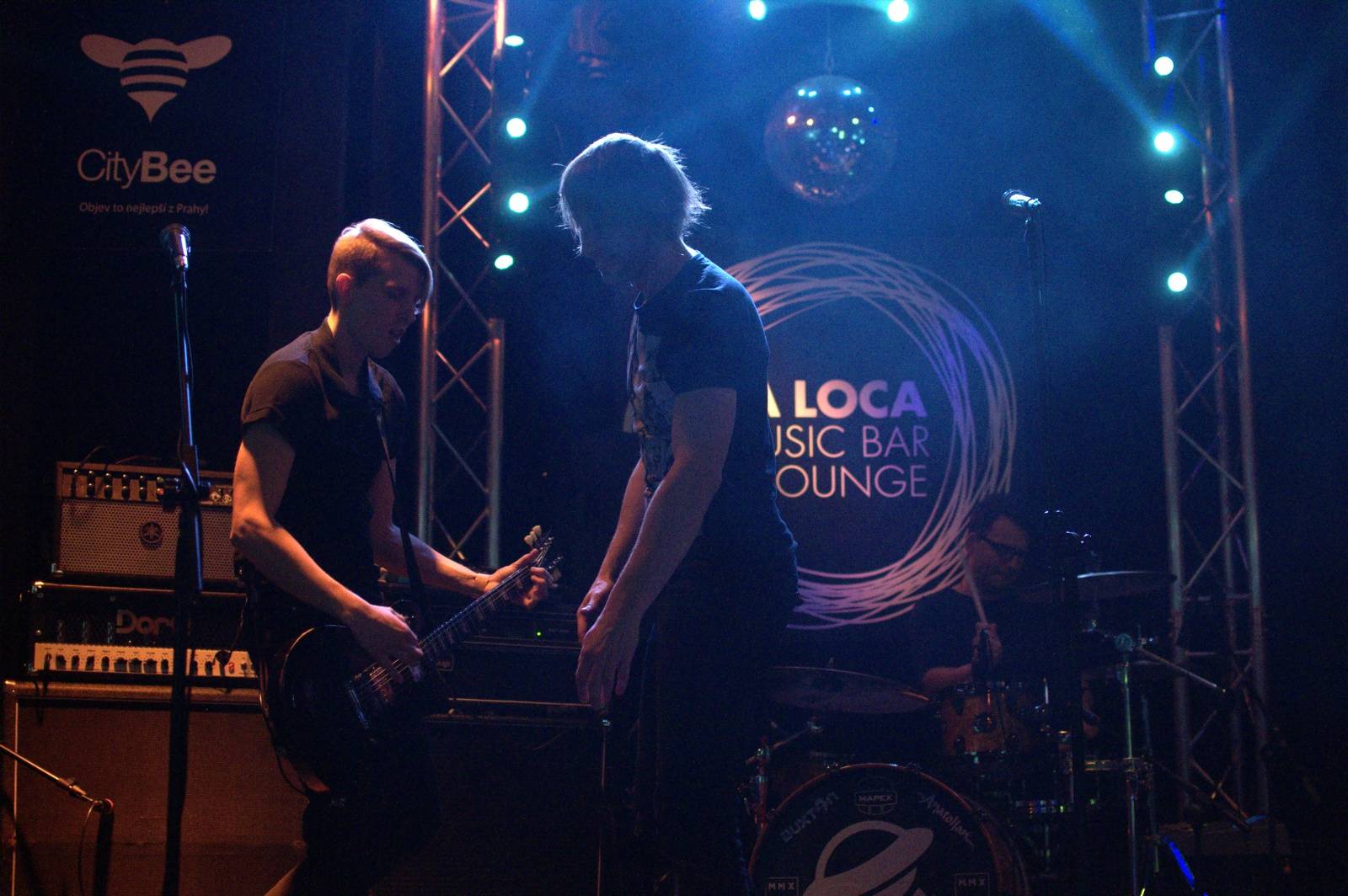 Kofe-in a Lety mimo se zastavili v pražském klubu La Loca