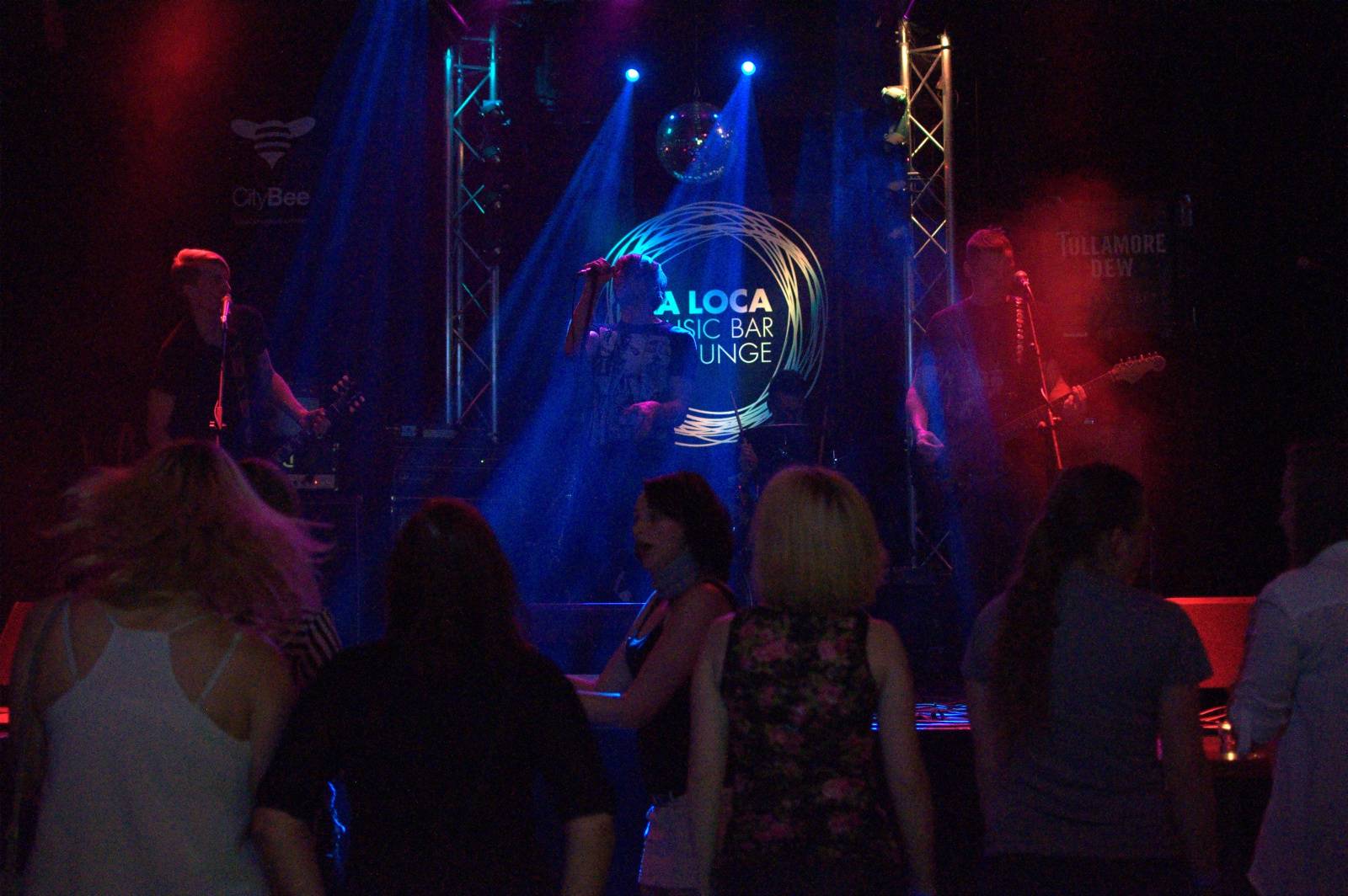 Kofe-in a Lety mimo se zastavili v pražském klubu La Loca