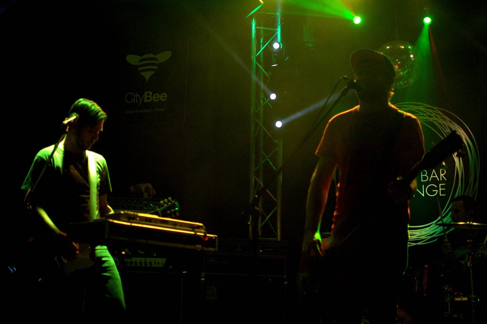 Kofe-in a Lety mimo se zastavili v pražském klubu La Loca