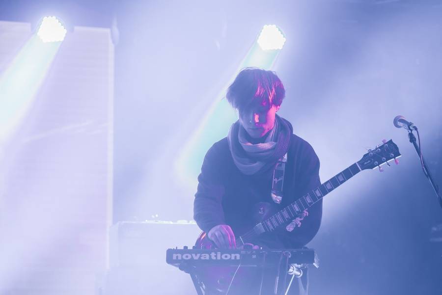 První den Nouvelle Prague ovládli Ghost Of You, Kadebostany či Wild Tides