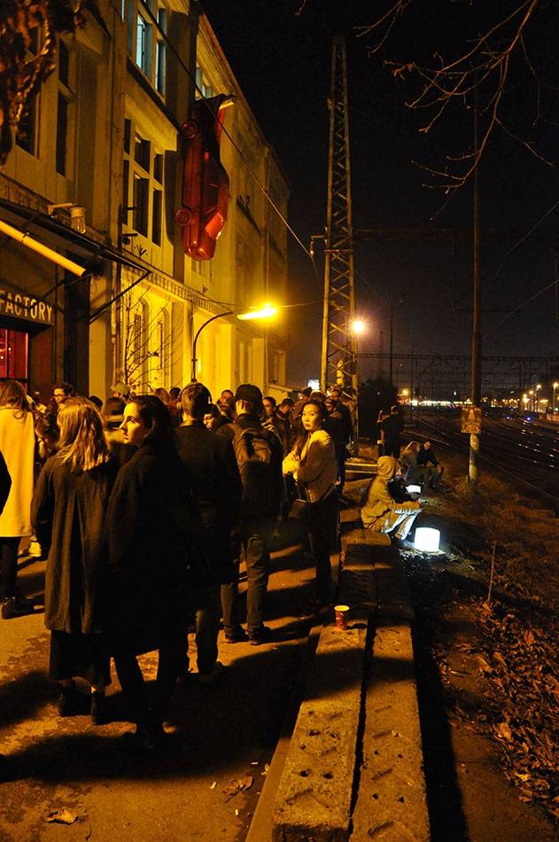 Tleskám, tleskáš, tleskáme - Rhye poprvé v Praze