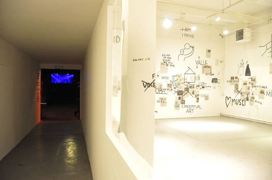 Tleskám, tleskáš, tleskáme - Rhye poprvé v Praze