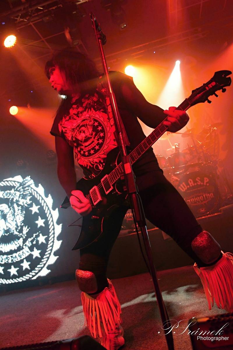 Strašáci W.A.S.P. přivezli do Ostravy svůj cirkus