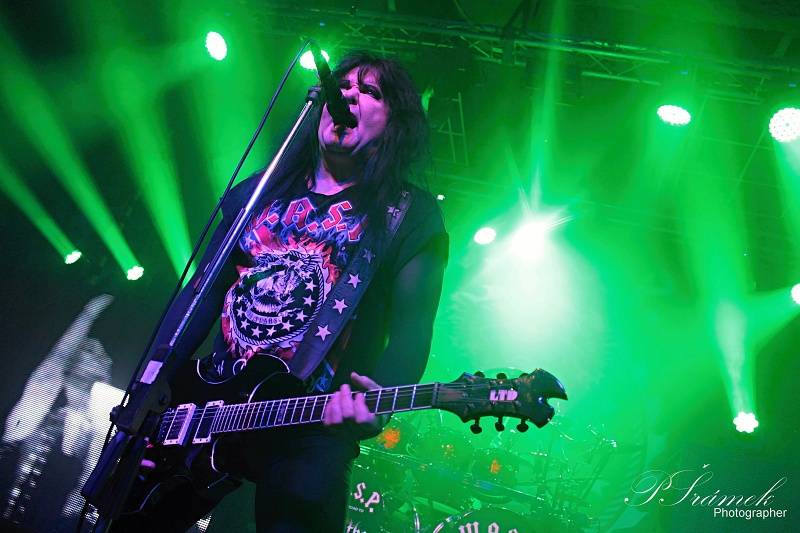 Strašáci W.A.S.P. přivezli do Ostravy svůj cirkus