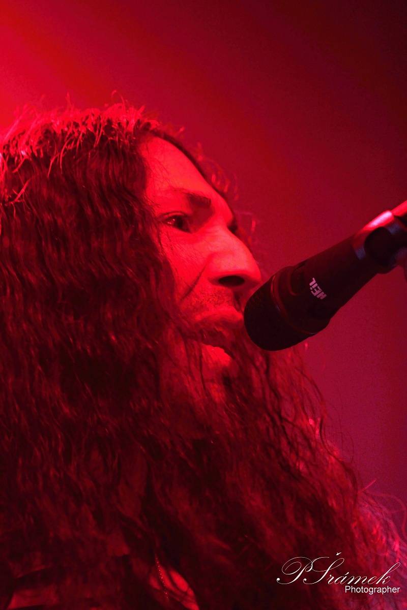 Strašáci W.A.S.P. přivezli do Ostravy svůj cirkus