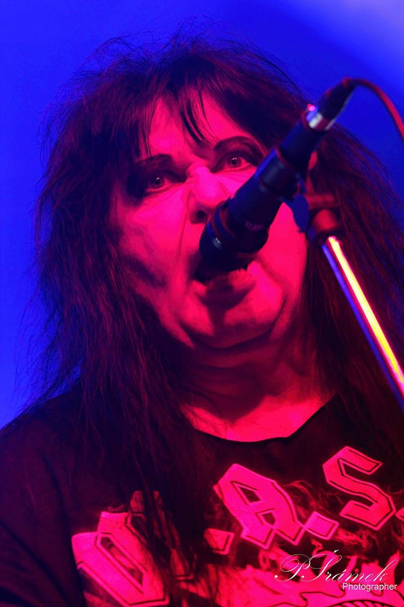 Strašáci W.A.S.P. přivezli do Ostravy svůj cirkus