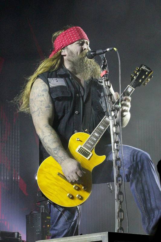 Škwor přilákal do Fora Karlín davy lidí