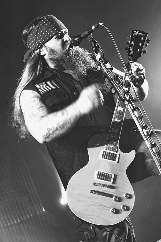 Škwor přilákal do Fora Karlín davy lidí