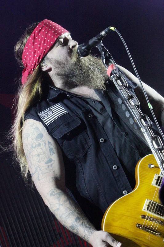 Škwor přilákal do Fora Karlín davy lidí