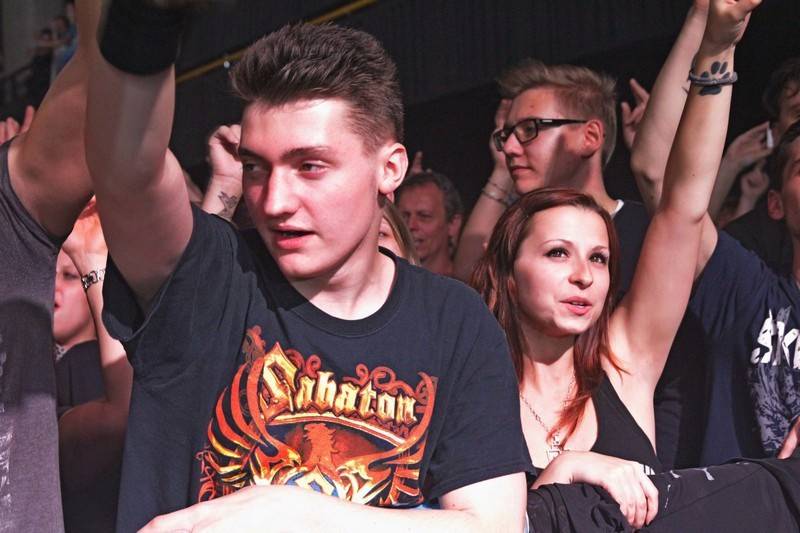 Škwor přilákal do Fora Karlín davy lidí