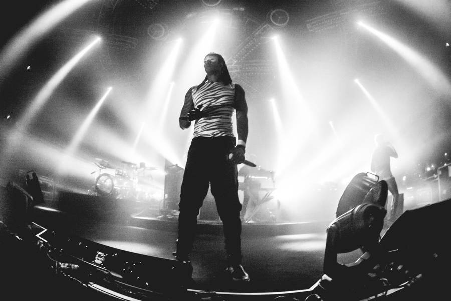 Prodigy rozdováděli Forum Karlín, vzpomínalo se i na pařížské neštěstí