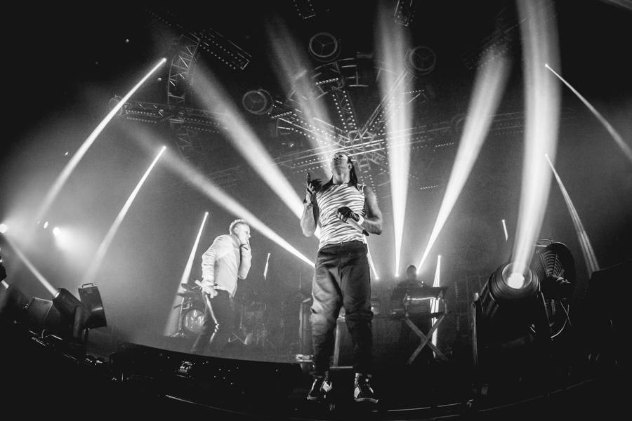 Prodigy rozdováděli Forum Karlín, vzpomínalo se i na pařížské neštěstí