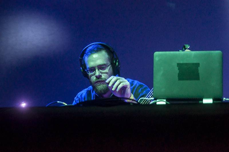 Hidden Orchestra vtáhli publikum v Roxy do melodických hlubin