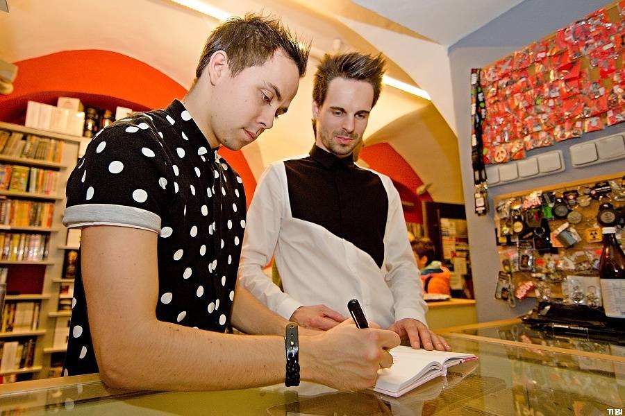 Slza vyvolala v Českých Budějovicích davové šílenství