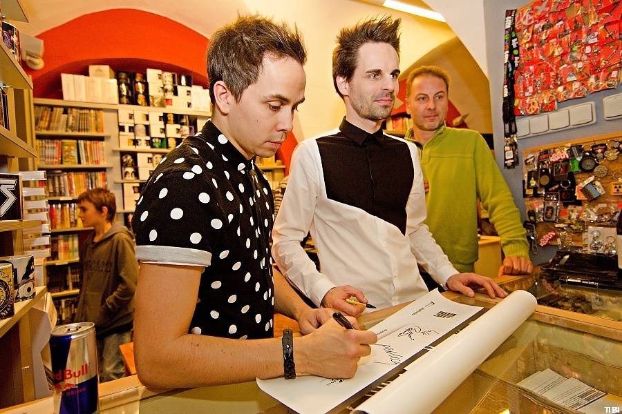 Slza vyvolala v Českých Budějovicích davové šílenství