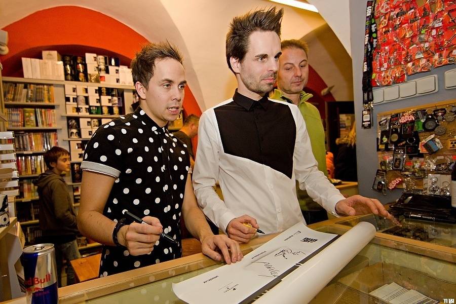 Slza vyvolala v Českých Budějovicích davové šílenství