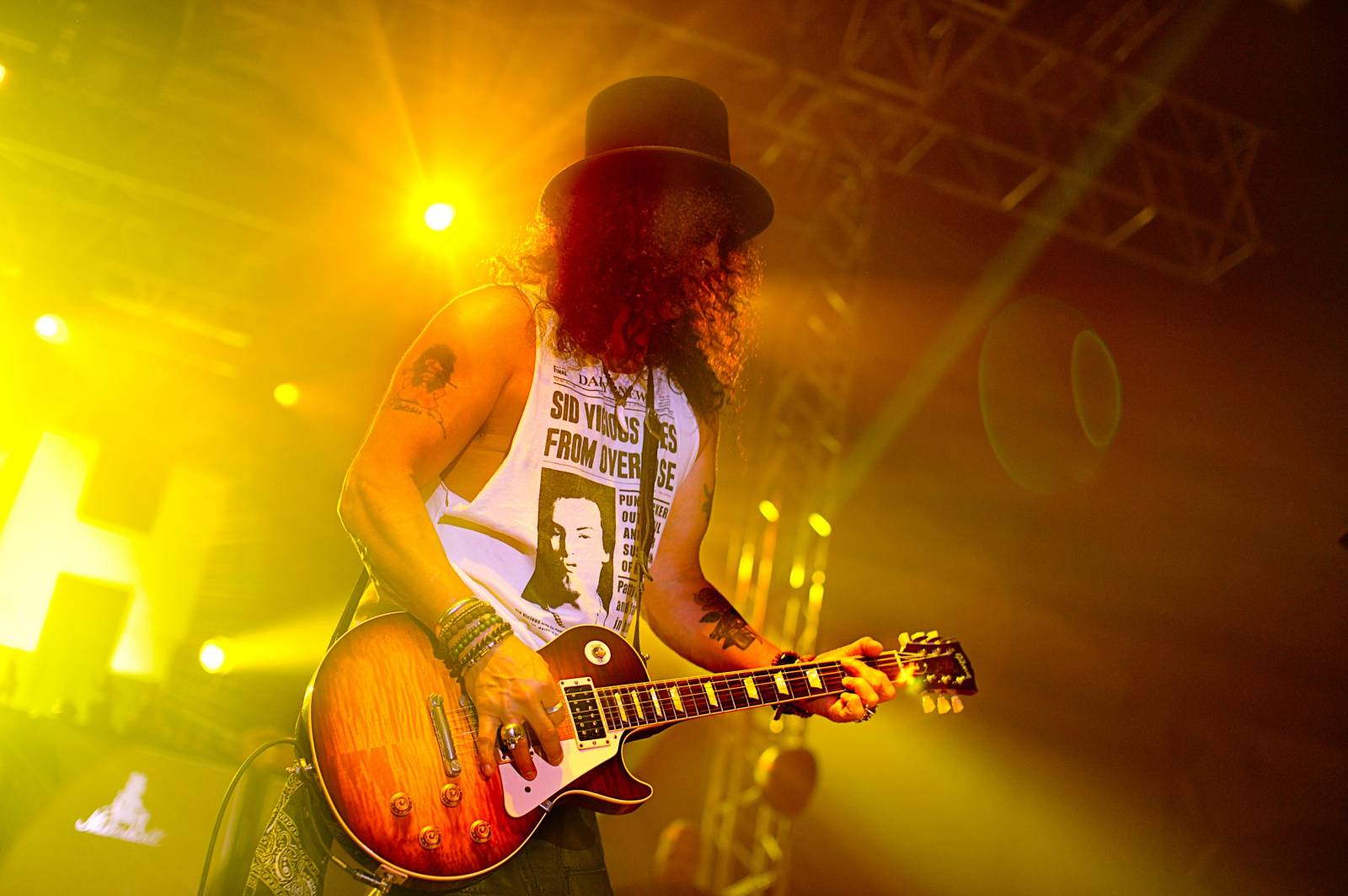 Slash exceloval v pražské Malé sportovní hale