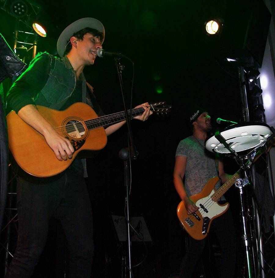 Voxela poslalo publikum do háje, v La Loce hráli i Sebastian a Light & Love